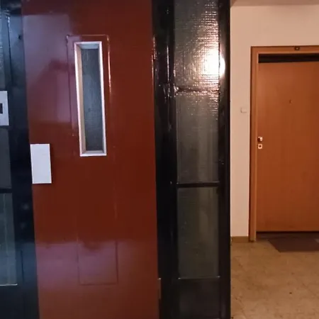Mia Apartment *